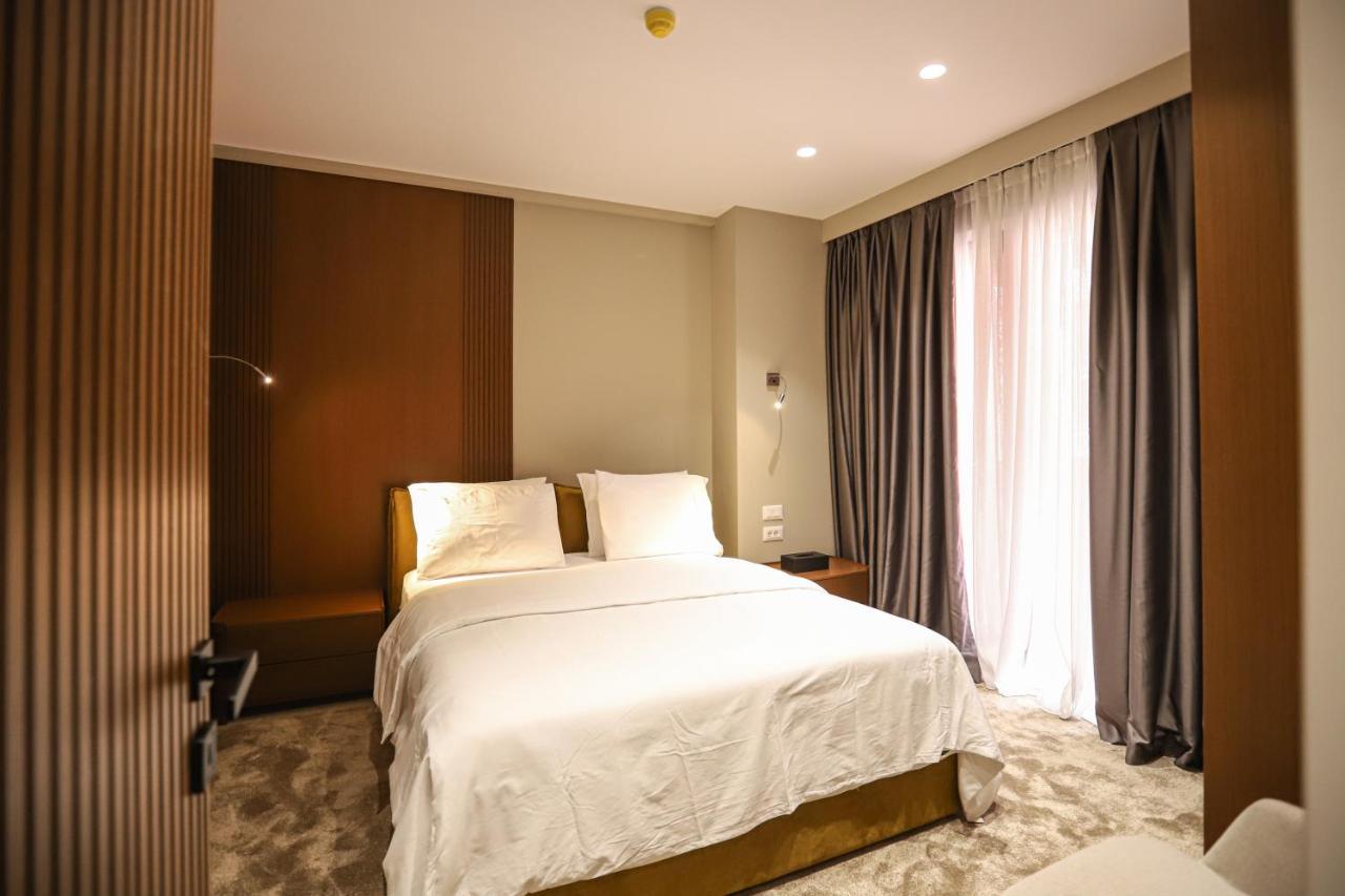 Urbanin Apartment & Hotel Тирана Екстериор снимка