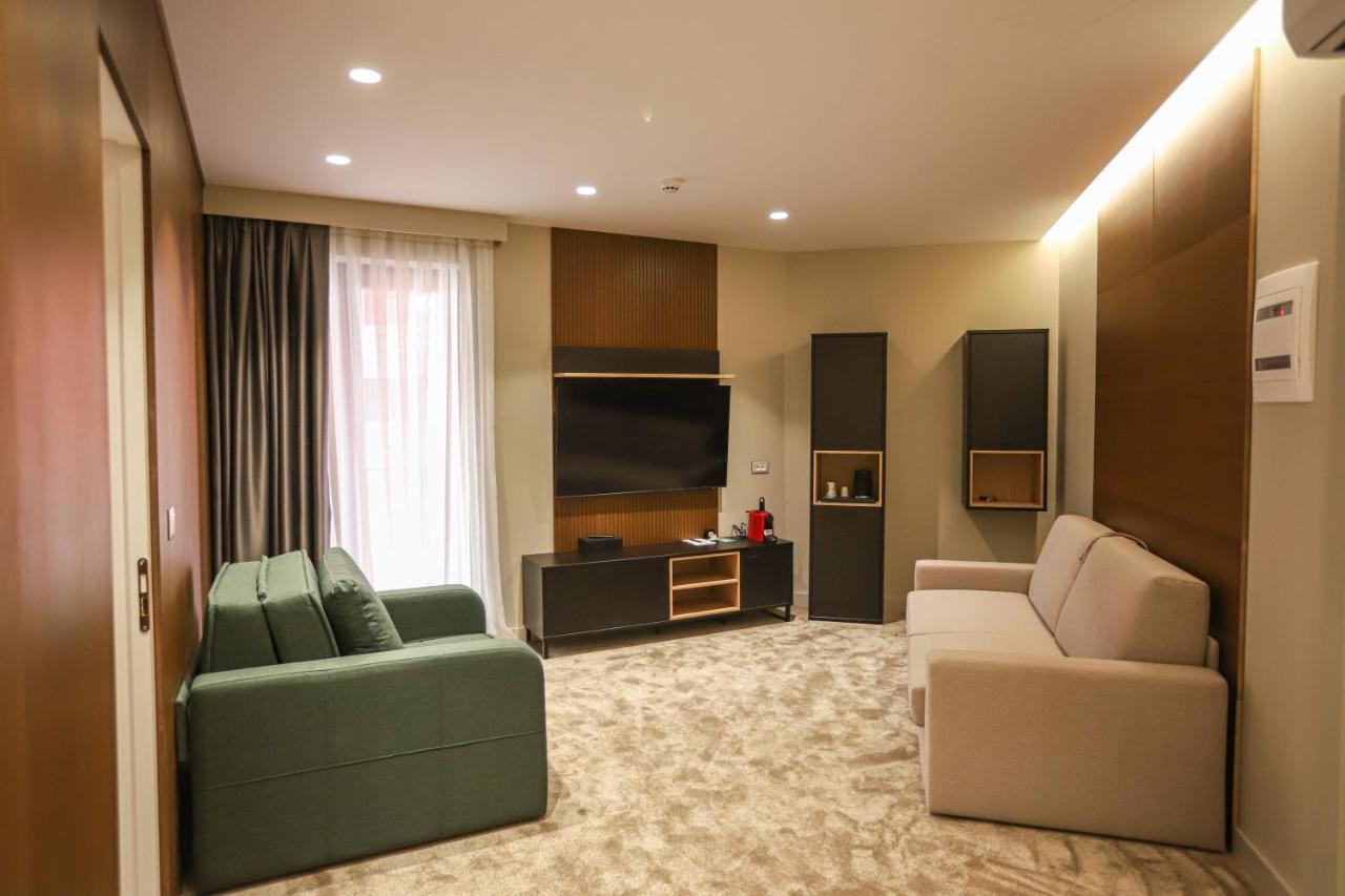 Urbanin Apartment & Hotel Тирана Екстериор снимка